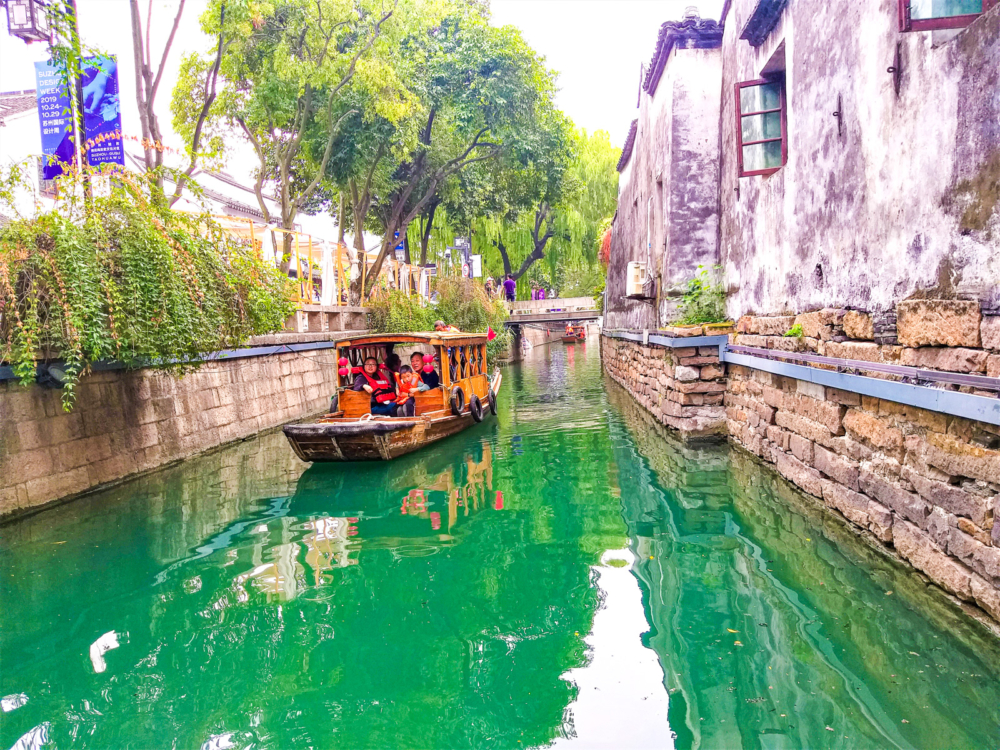 Visiting City of Gardens Suzhou: 1-Day Itinerary