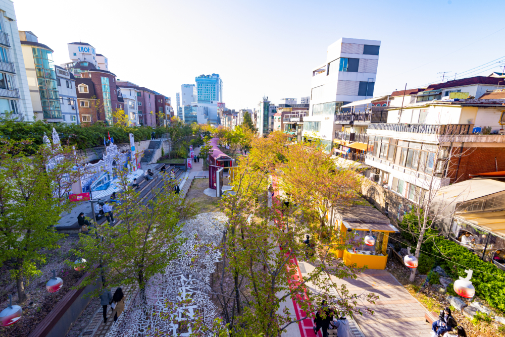 Exploring Hongdae: One of Seoul’s Liveliest Areas